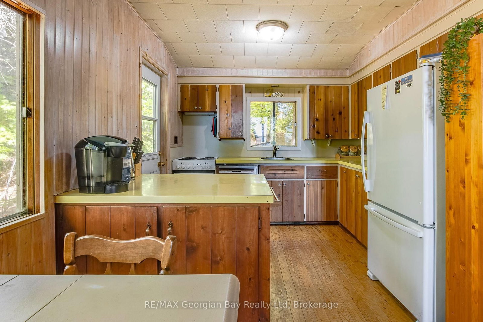 100 Nottawaga Drive • Tiny, ON photo 16