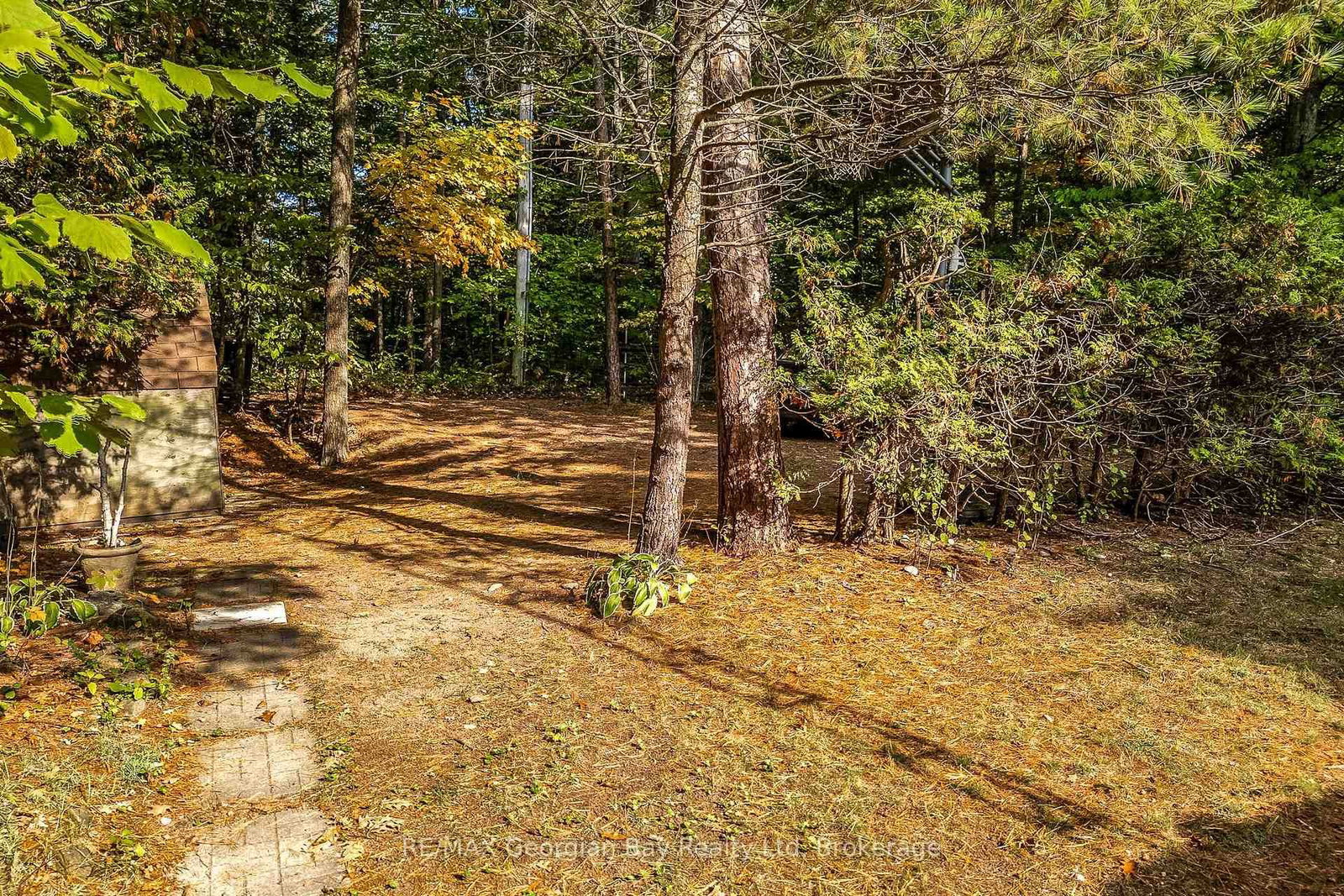 100 Nottawaga Drive • Tiny, ON photo 8