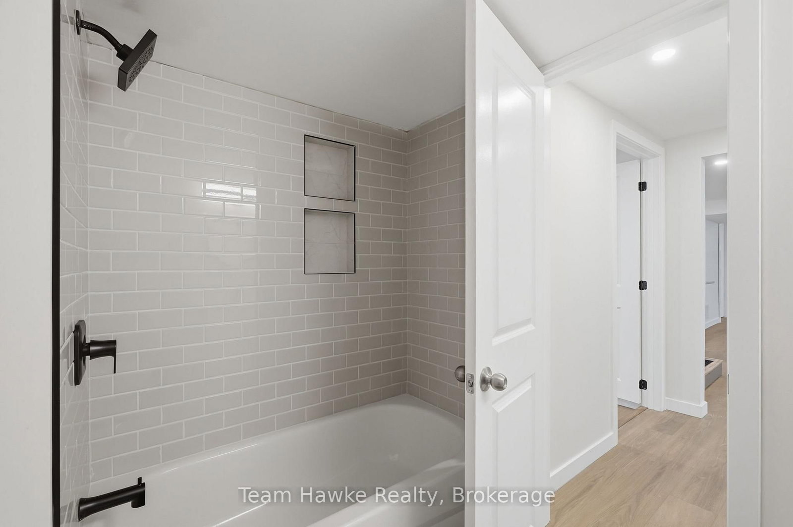 958 Montreal Street • Midland, ON photo 38