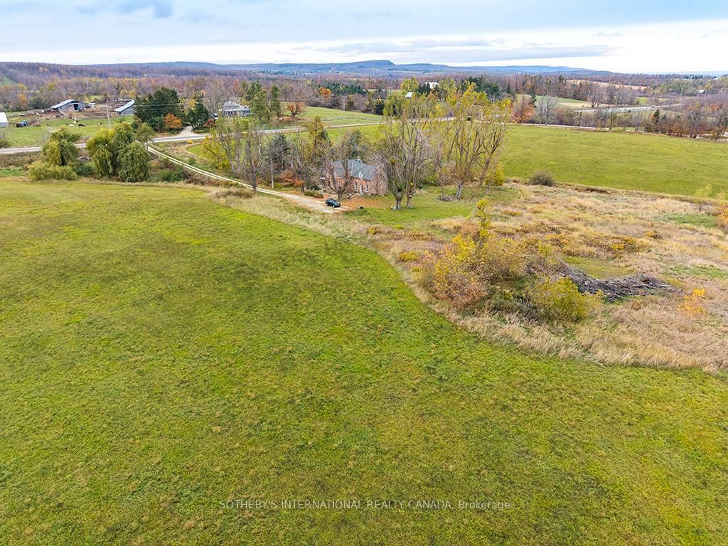 2205 County Road 124 • Clearview, ON photo 14