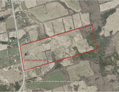 2205 County Road 124 • Clearview, ON photo 2