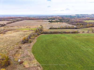 2205 County Road 124 • Clearview, ON photo 9