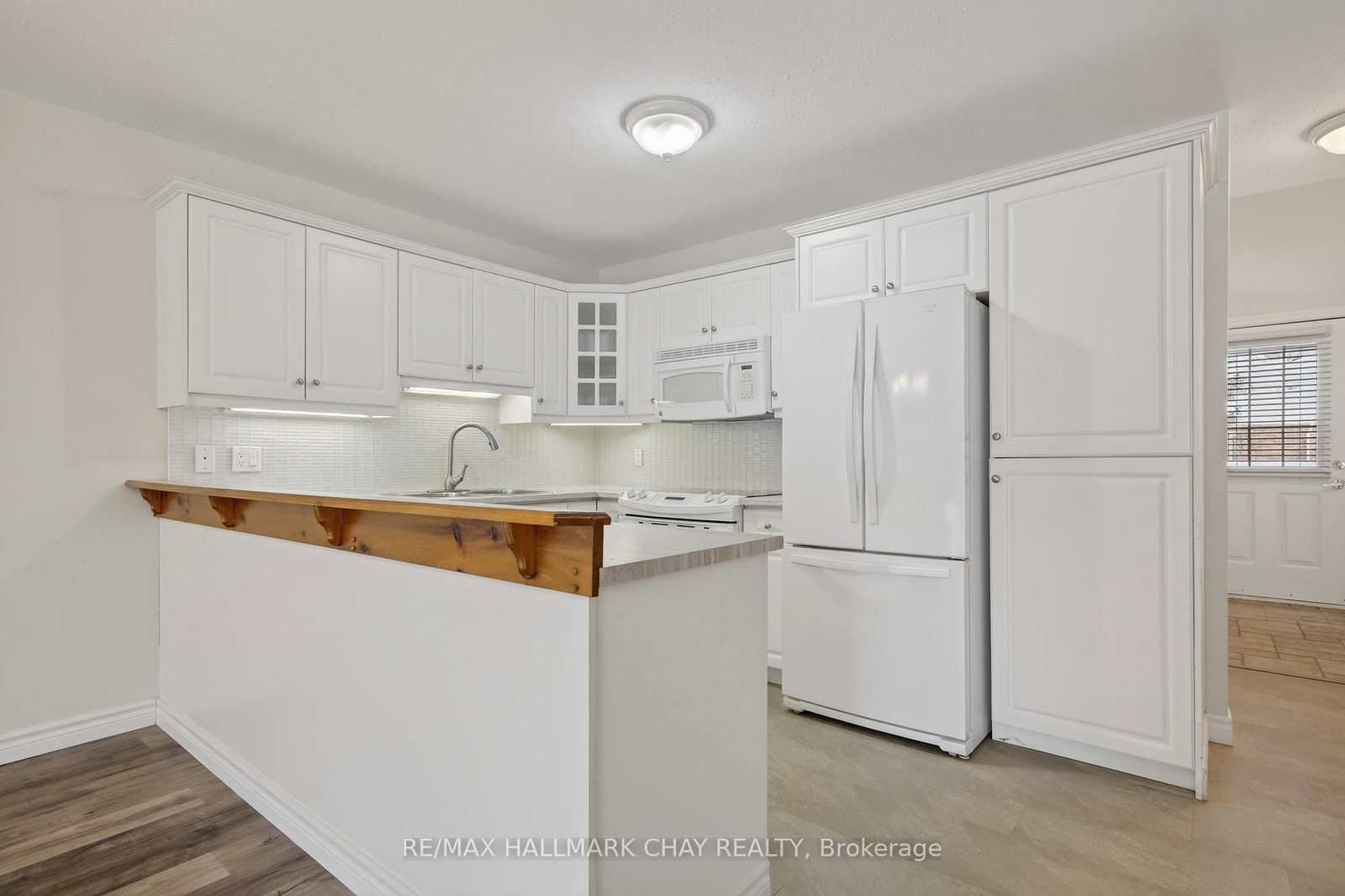 275 Huron Street • #11 • Clearview, ON photo 10