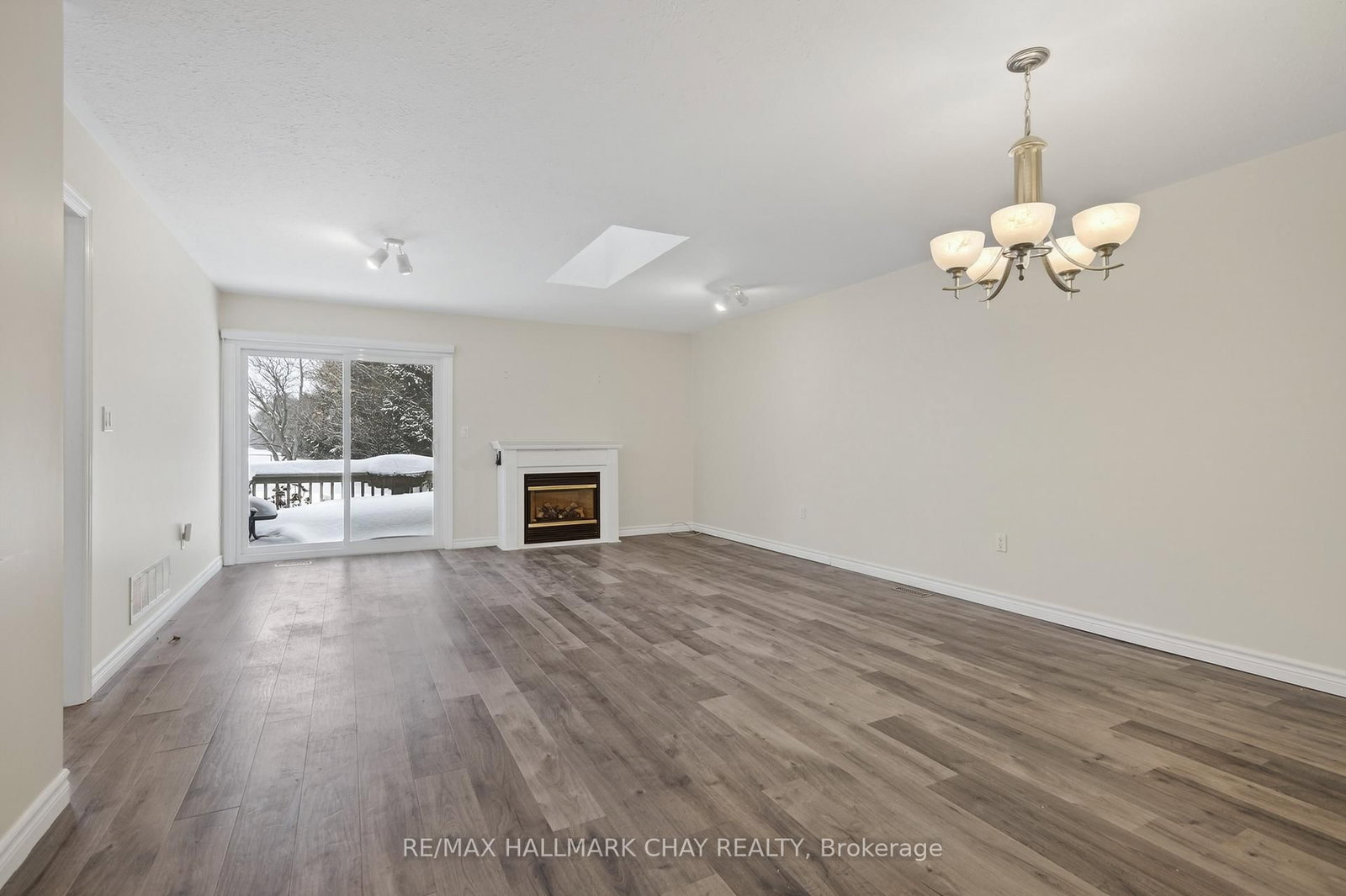 275 Huron Street • #11 • Clearview, ON photo 15