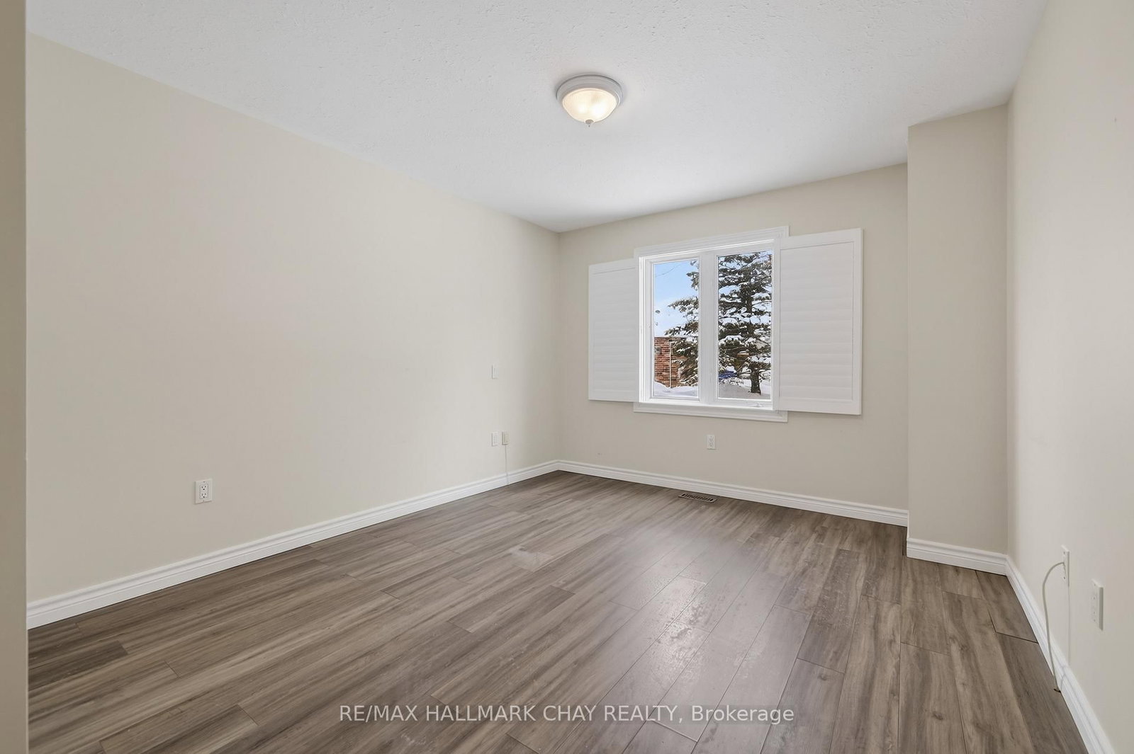 275 Huron Street • #11 • Clearview, ON photo 17