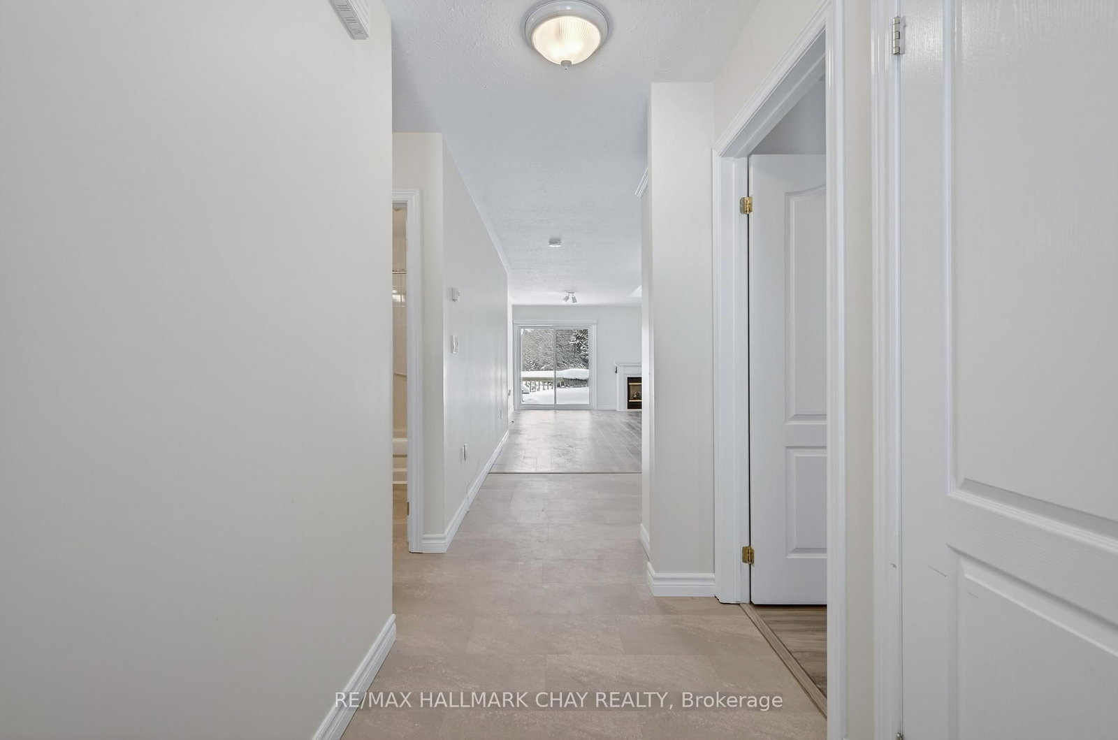 275 Huron Street • #11 • Clearview, ON photo 6
