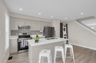 91 Coughlin Road • #19 • Barrie, ON photo 3