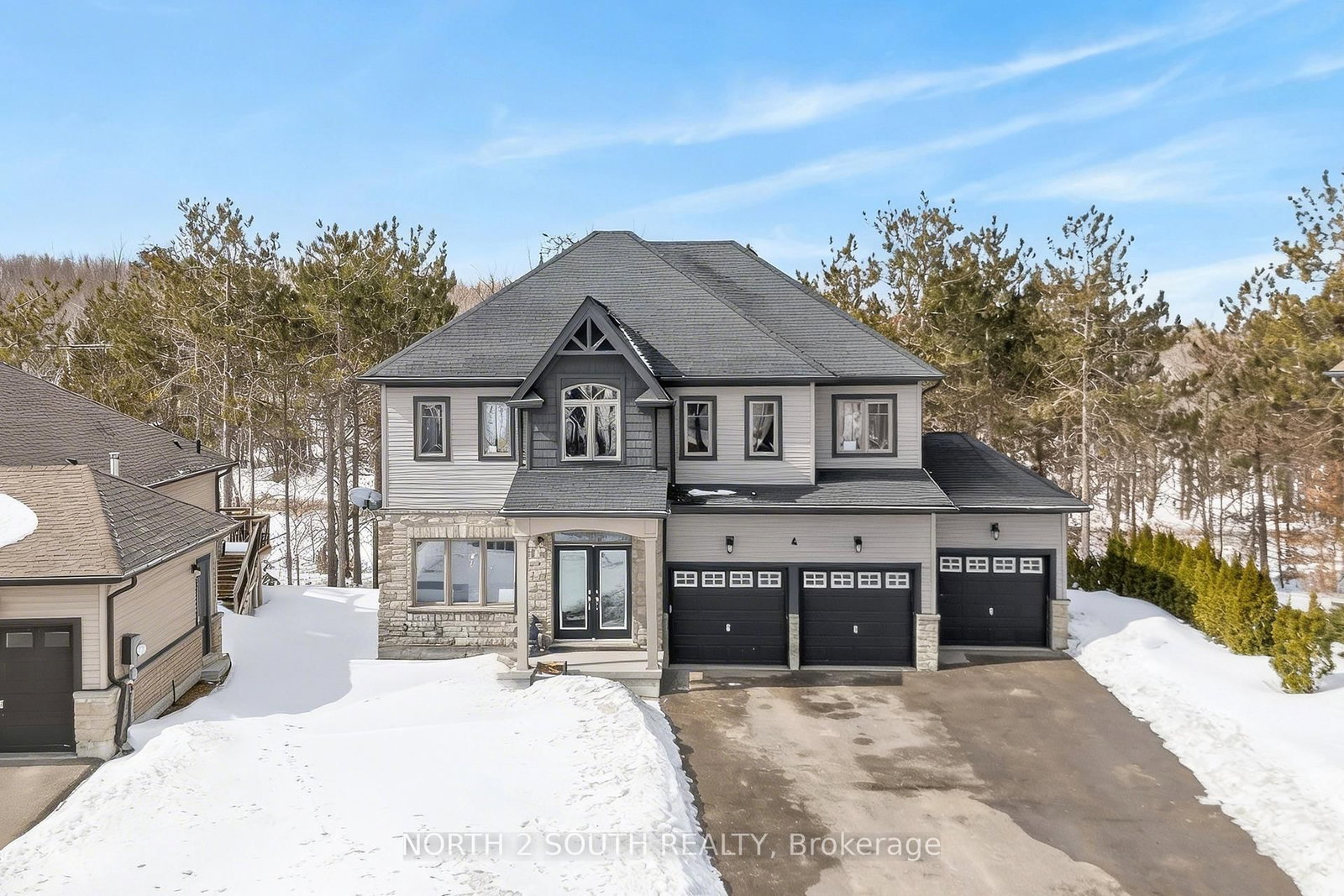 4 Boville Court • Oro-Medonte, ON photo 1