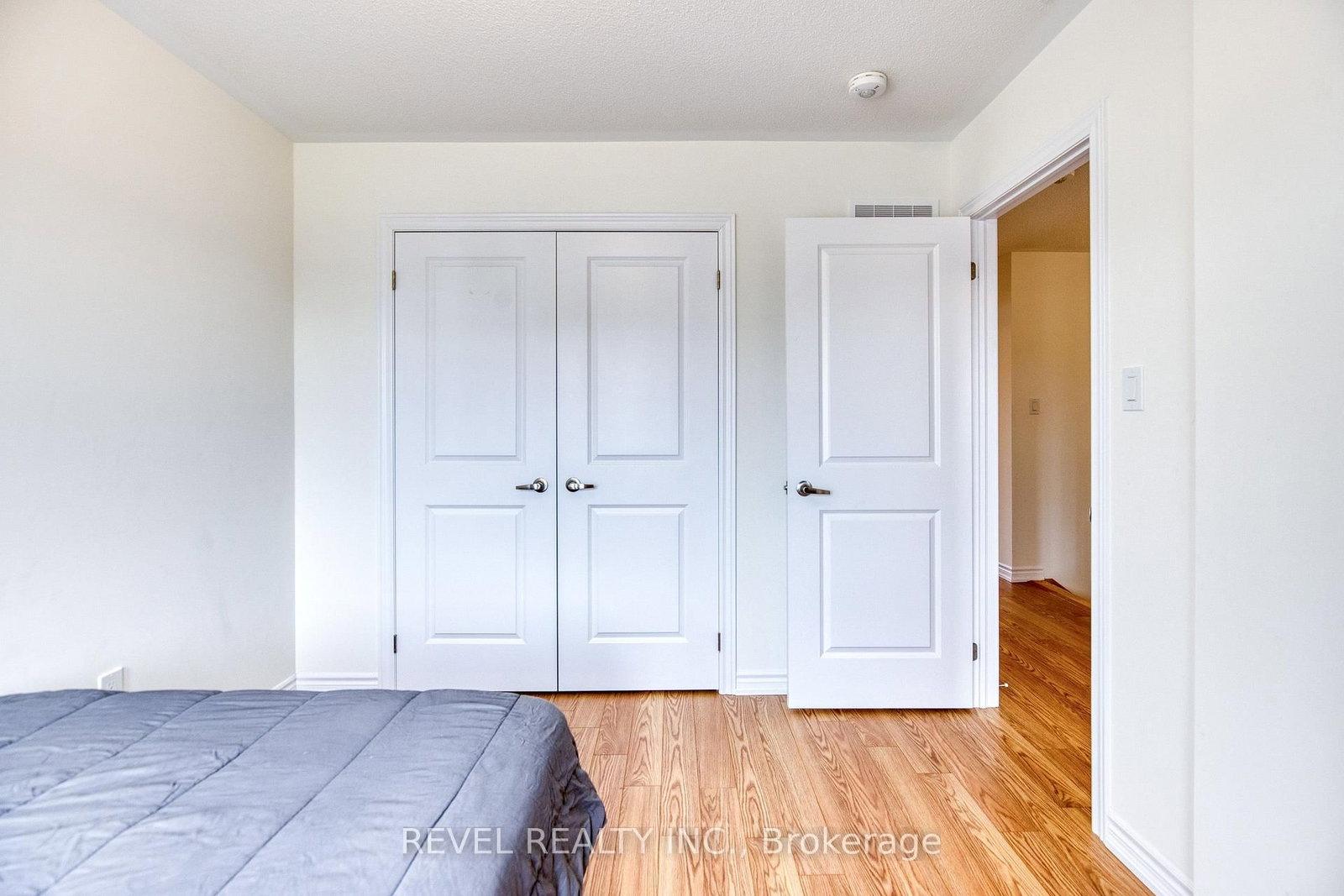 12 Hylton Drive • Barrie, ON photo 32