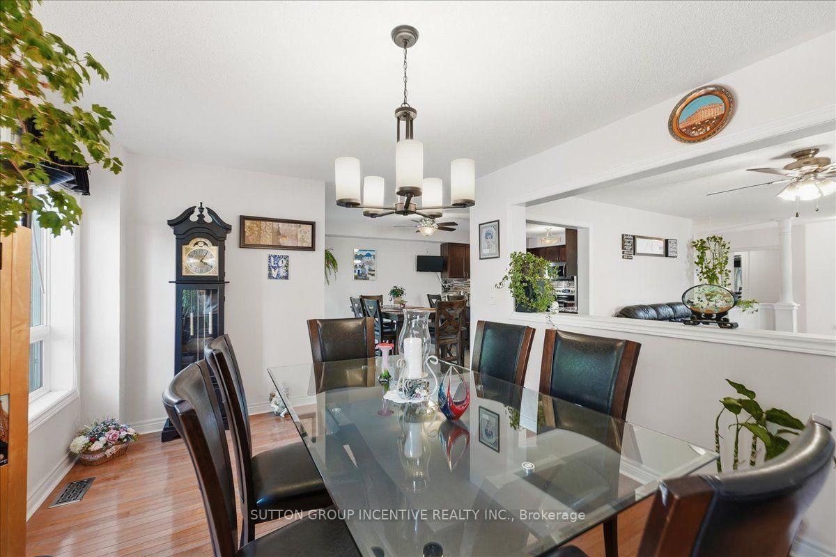17 White Crescent • Barrie, ON photo 13