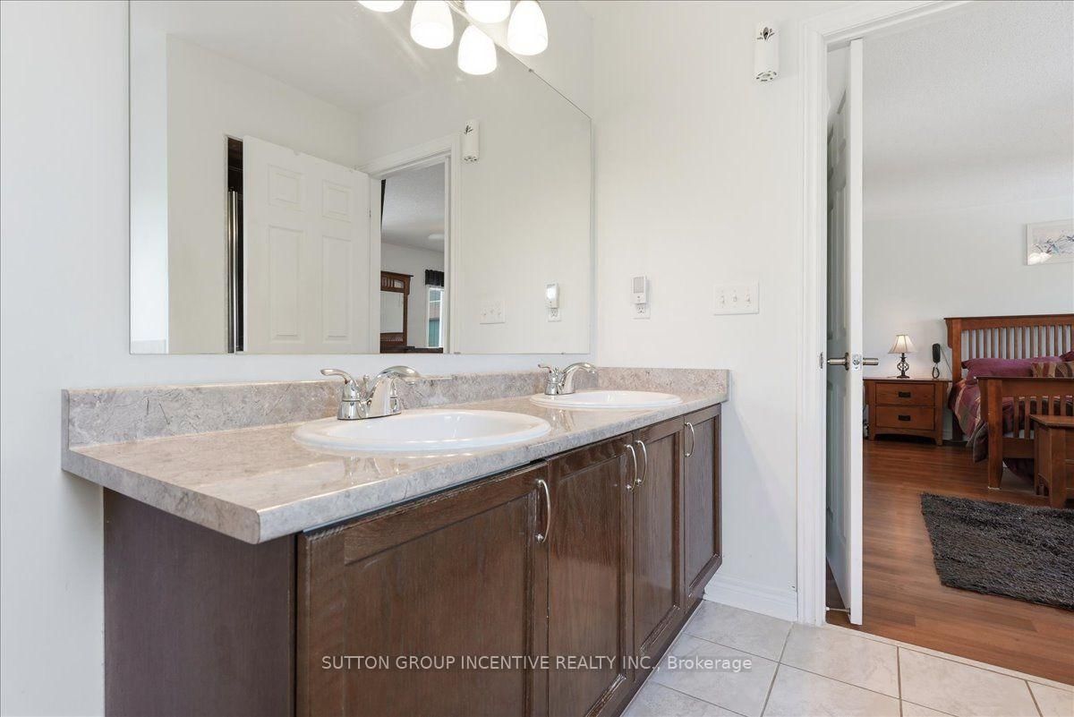 17 White Crescent • Barrie, ON photo 21