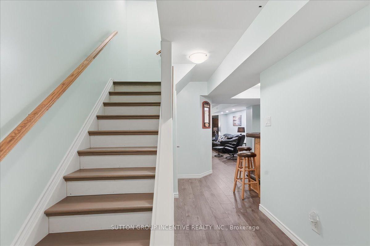 17 White Crescent • Barrie, ON photo 29