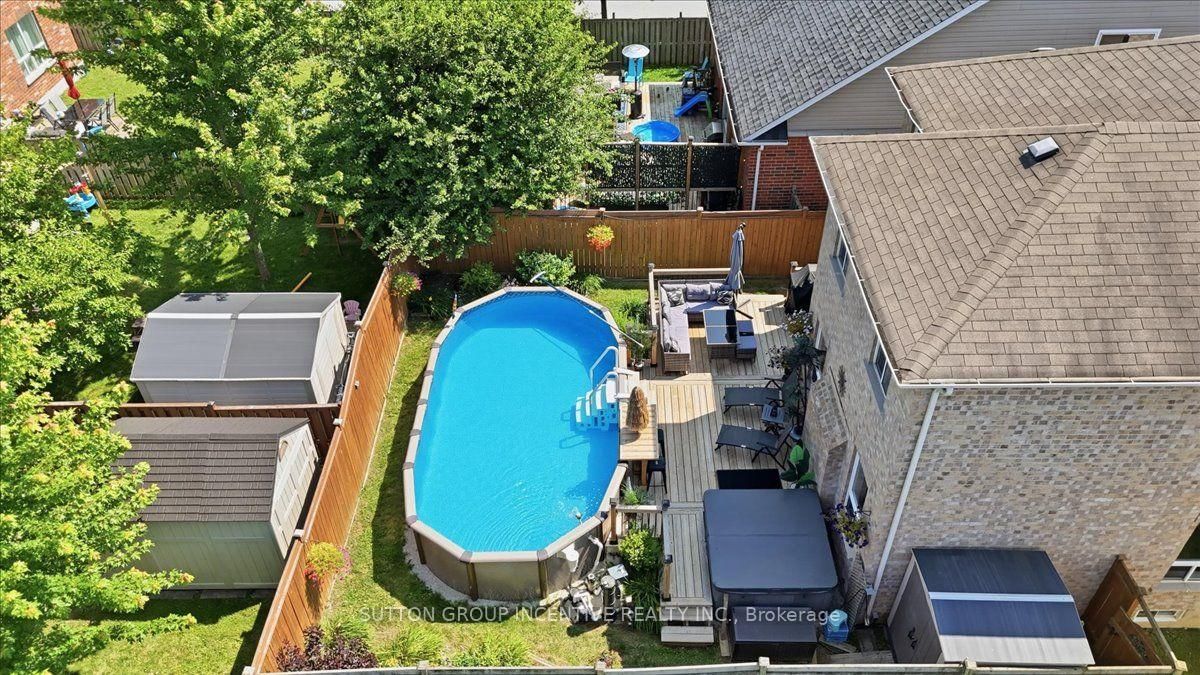 17 White Crescent • Barrie, ON photo 43