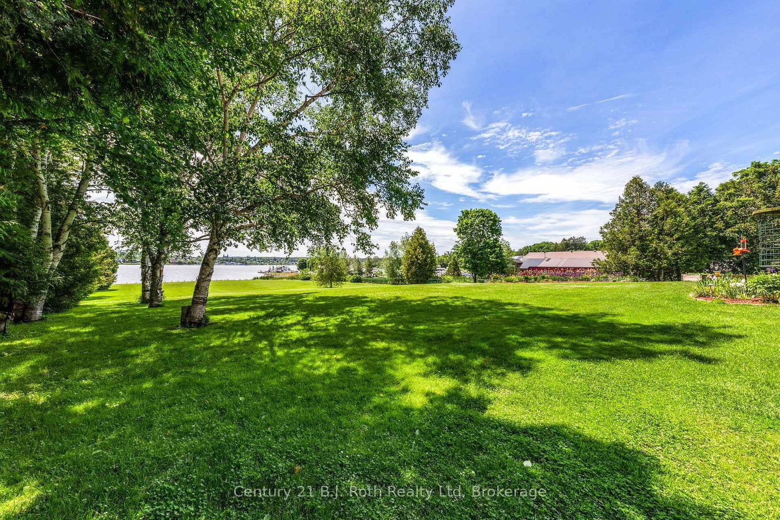 339 Champlain Road • Penetanguishene, ON photo 10