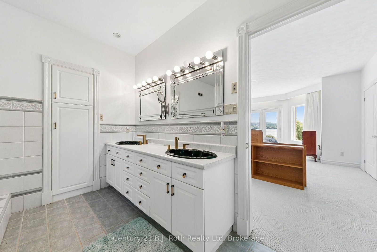 339 Champlain Road • Penetanguishene, ON photo 38
