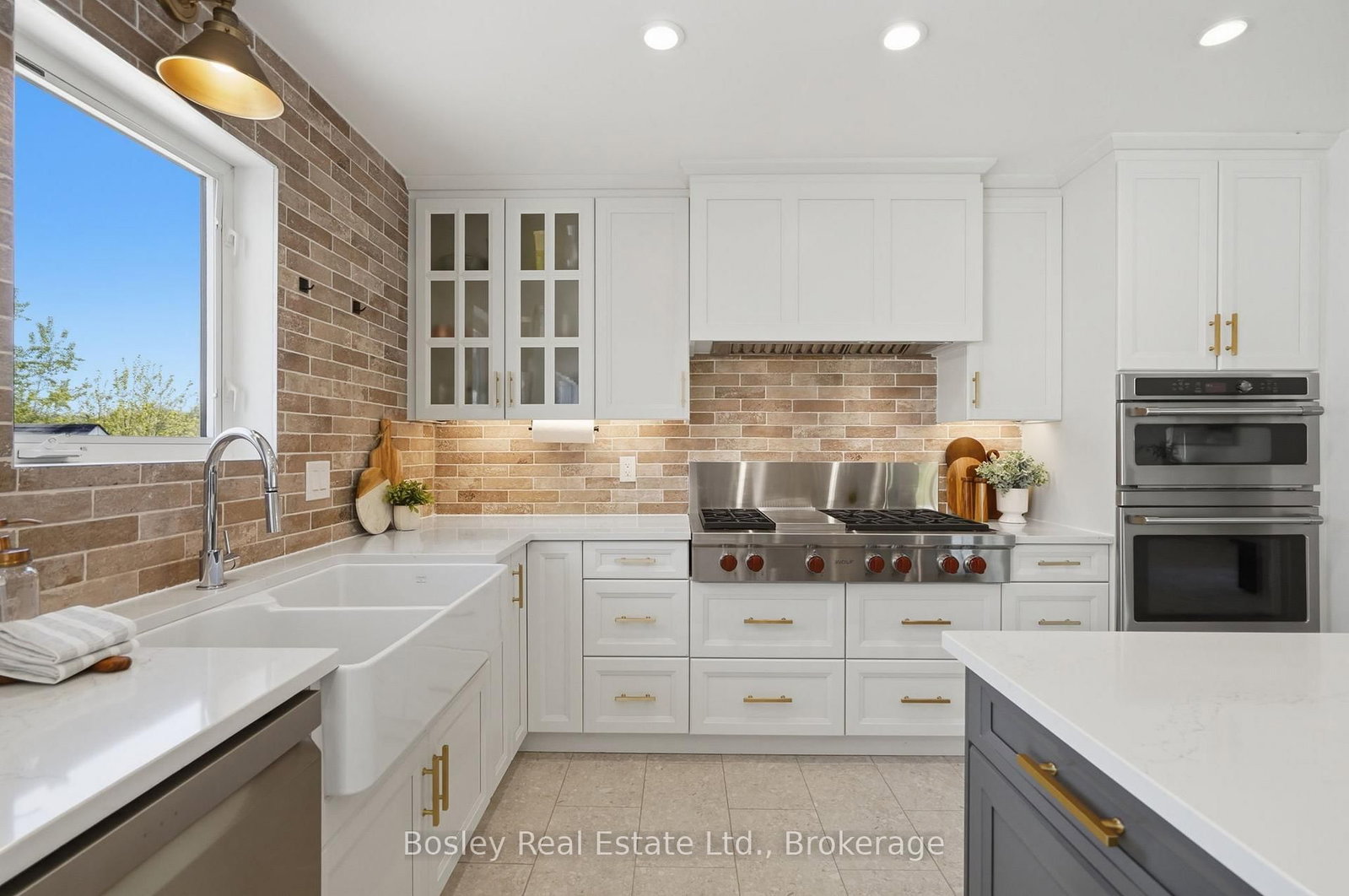 208 Lamont Court • Clearview, ON photo 11