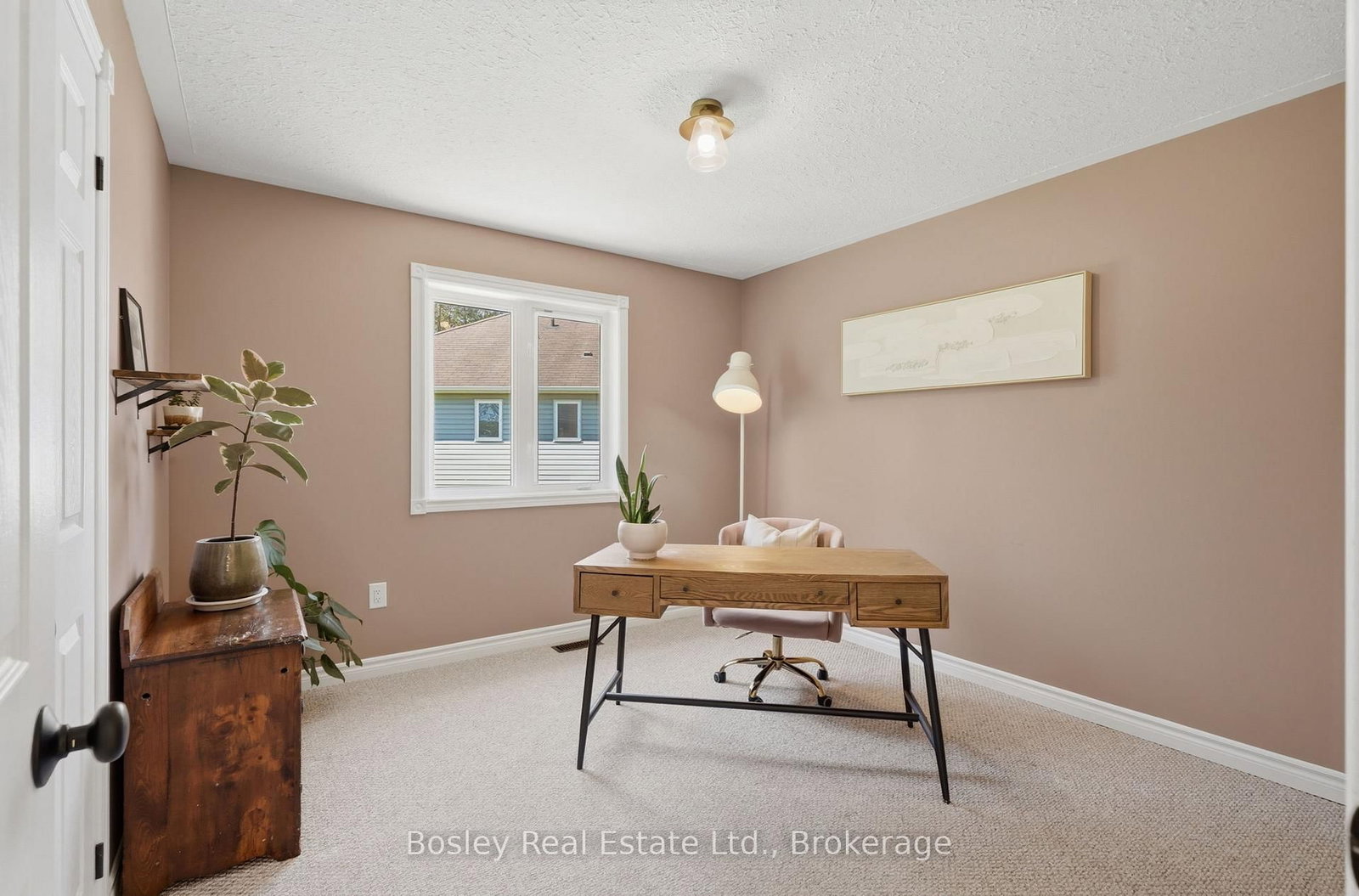 208 Lamont Court • Clearview, ON photo 15