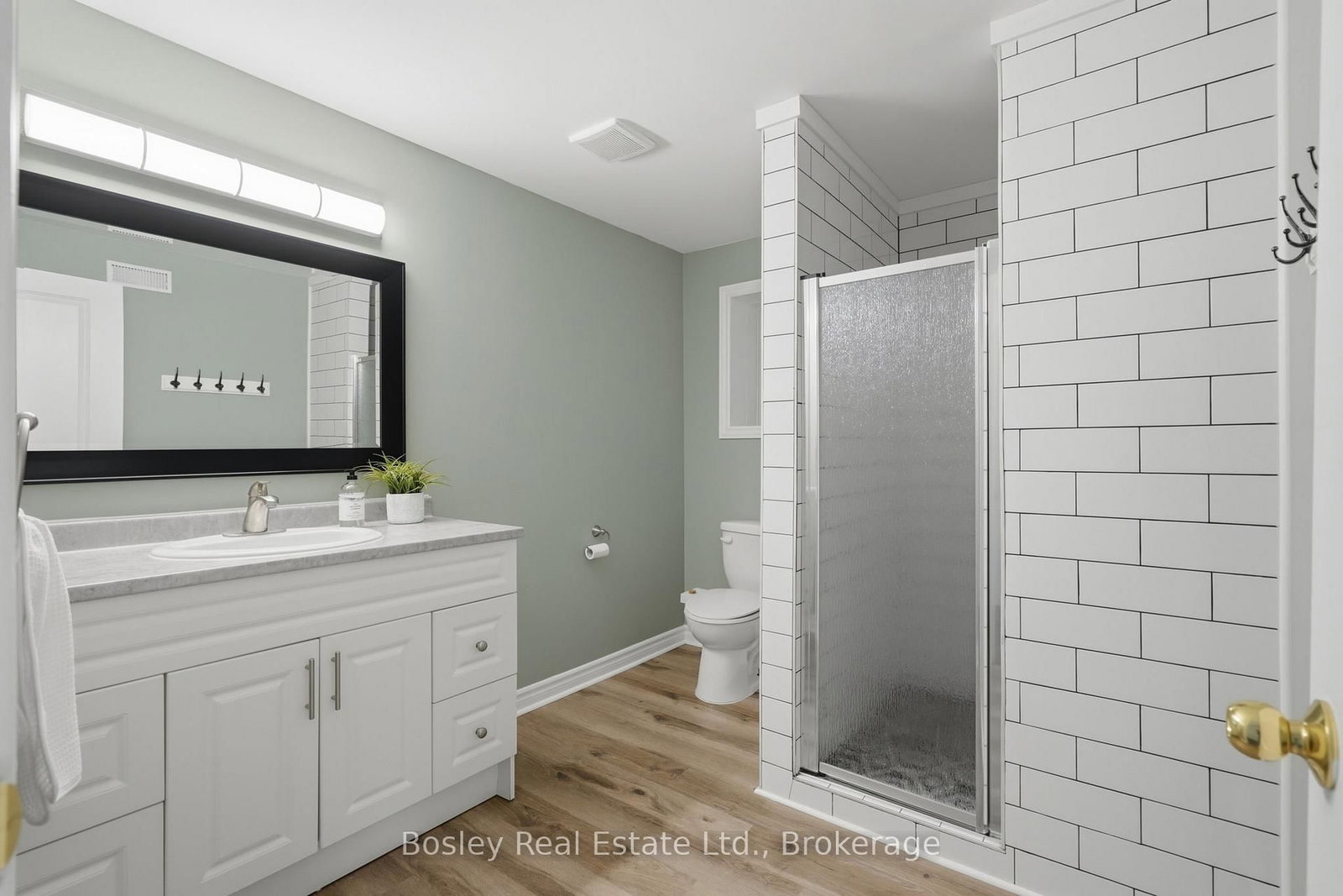 208 Lamont Court • Clearview, ON photo 27