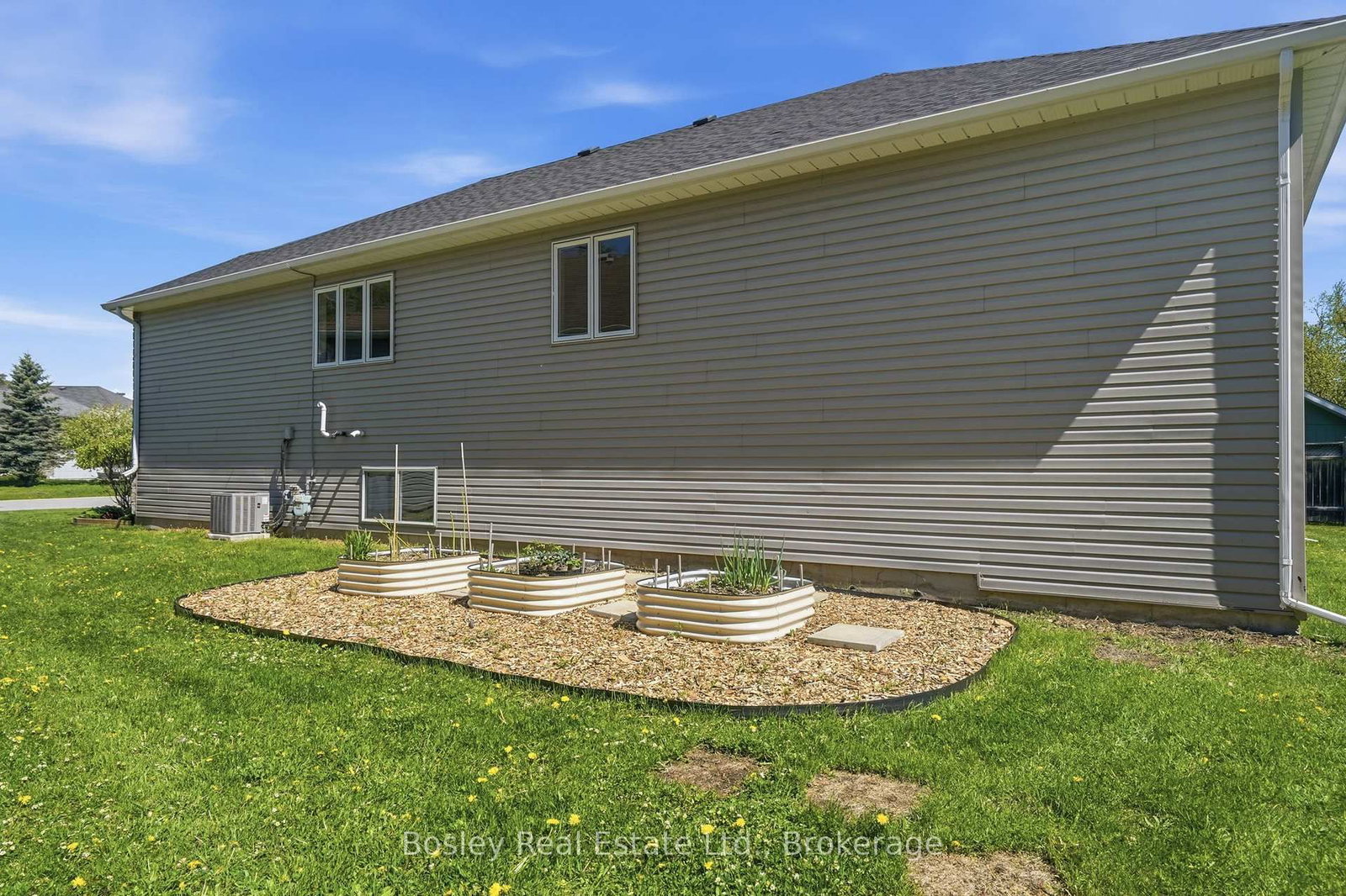 208 Lamont Court • Clearview, ON photo 36