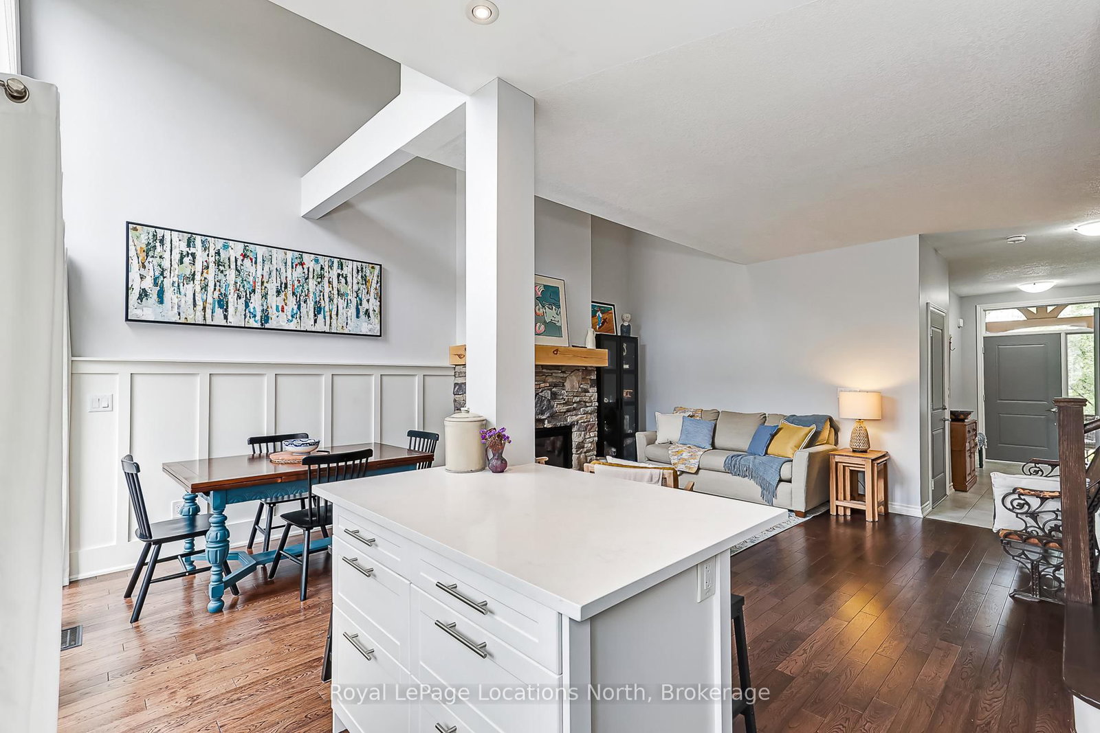 16 Greaves Avenue • Collingwood, ON photo 13