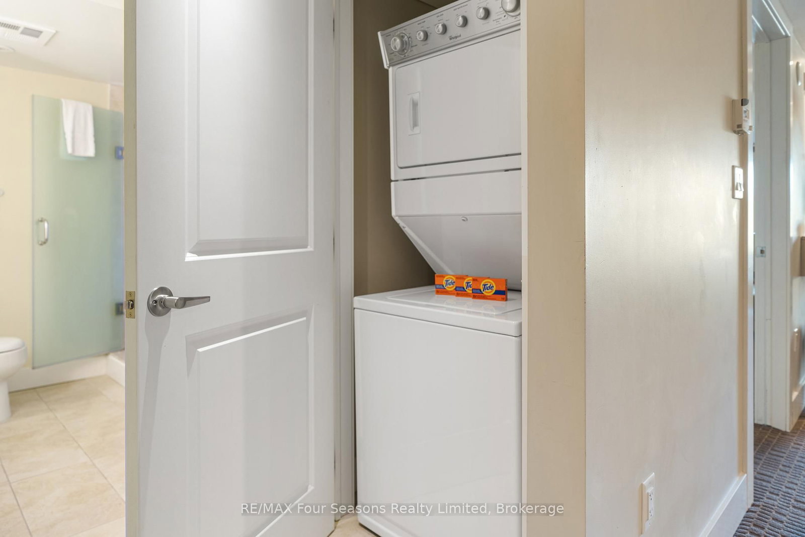 9 Harbour Street E • #6210/6212 • Collingwood, ON photo 13