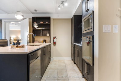 9 Harbour Street E • #6210/6212 • Collingwood, ON photo 3