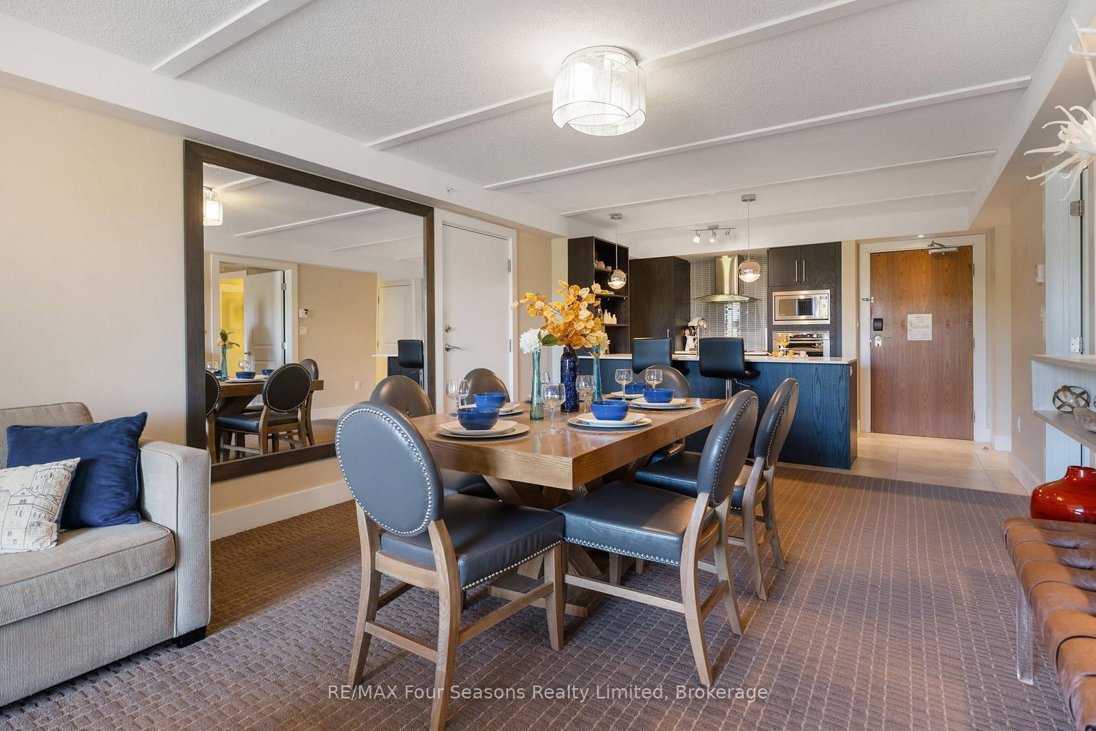 9 Harbour Street E • #6210/6212 • Collingwood, ON photo 5