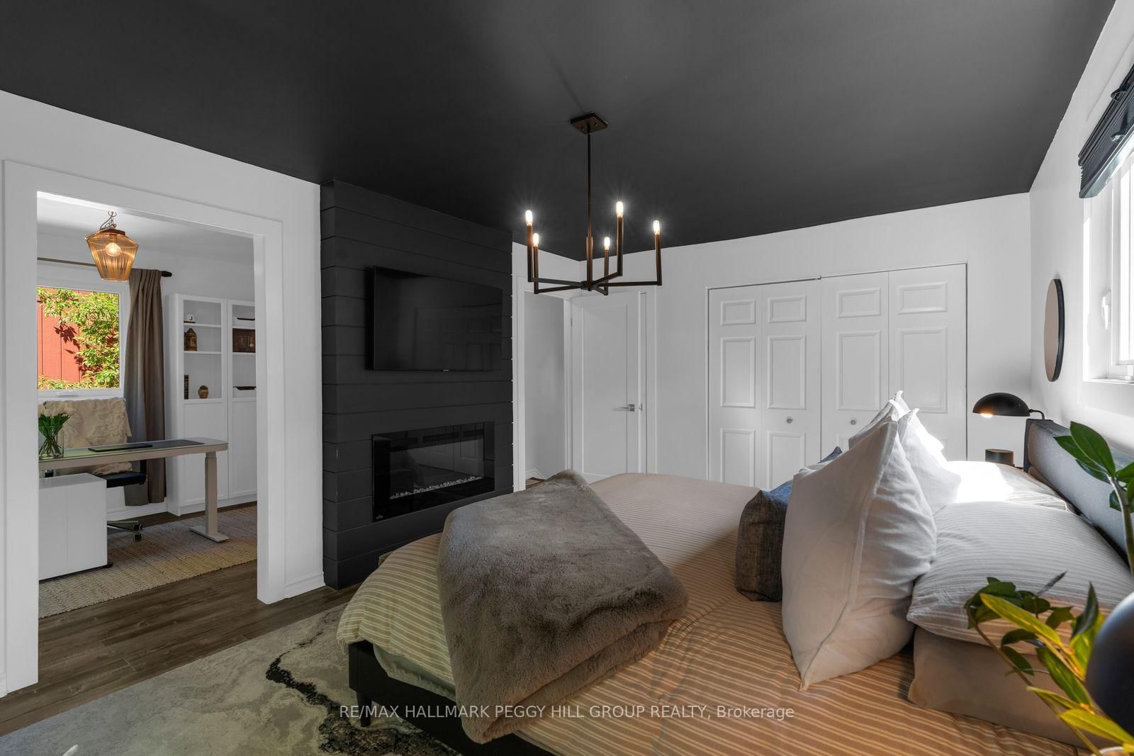 19 Austen Lane • Barrie, ON photo 10