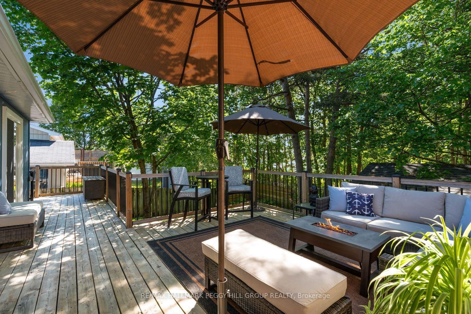 19 Austen Lane • Barrie, ON photo 13