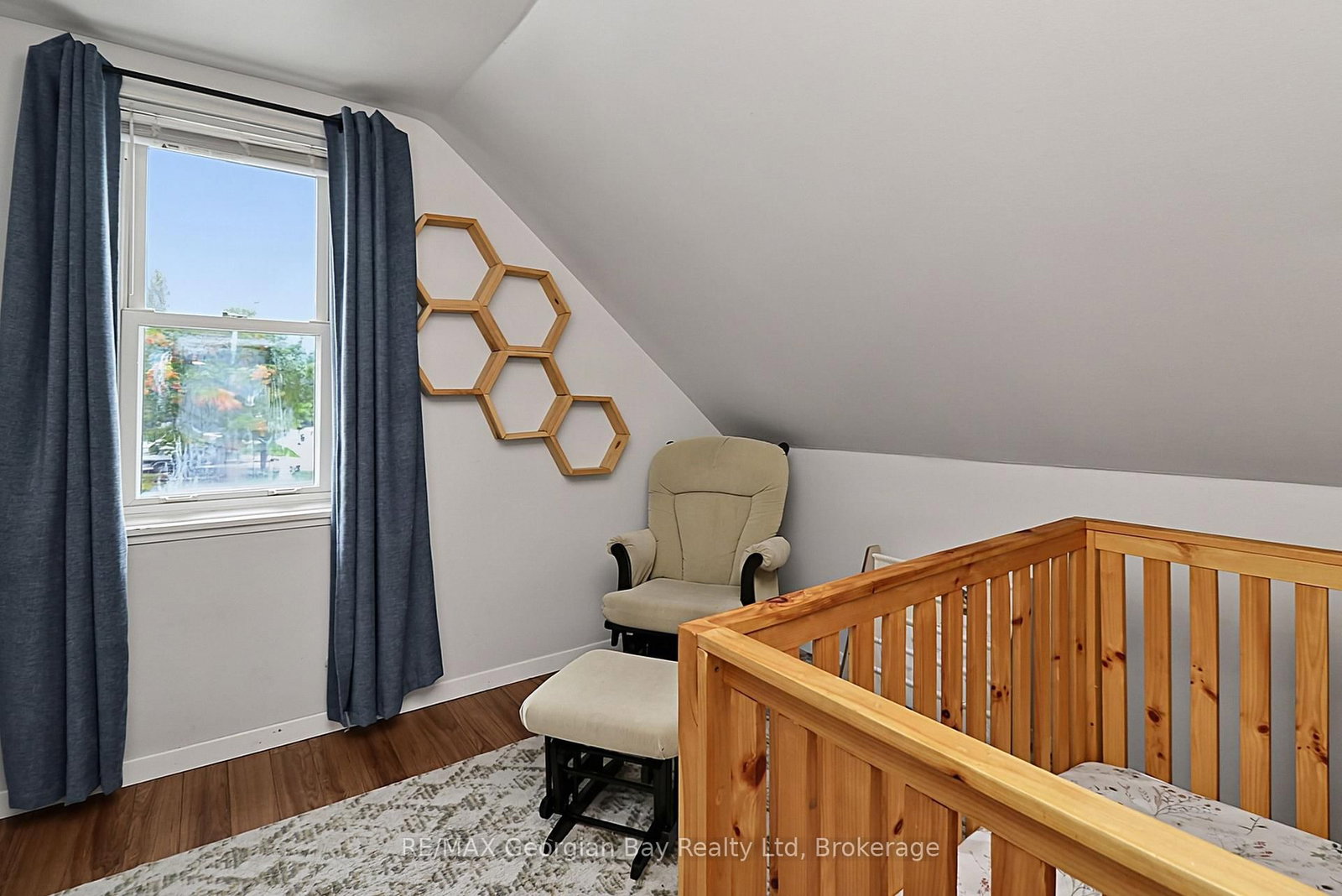 154 ROBERT Street W • Penetanguishene, ON photo 20