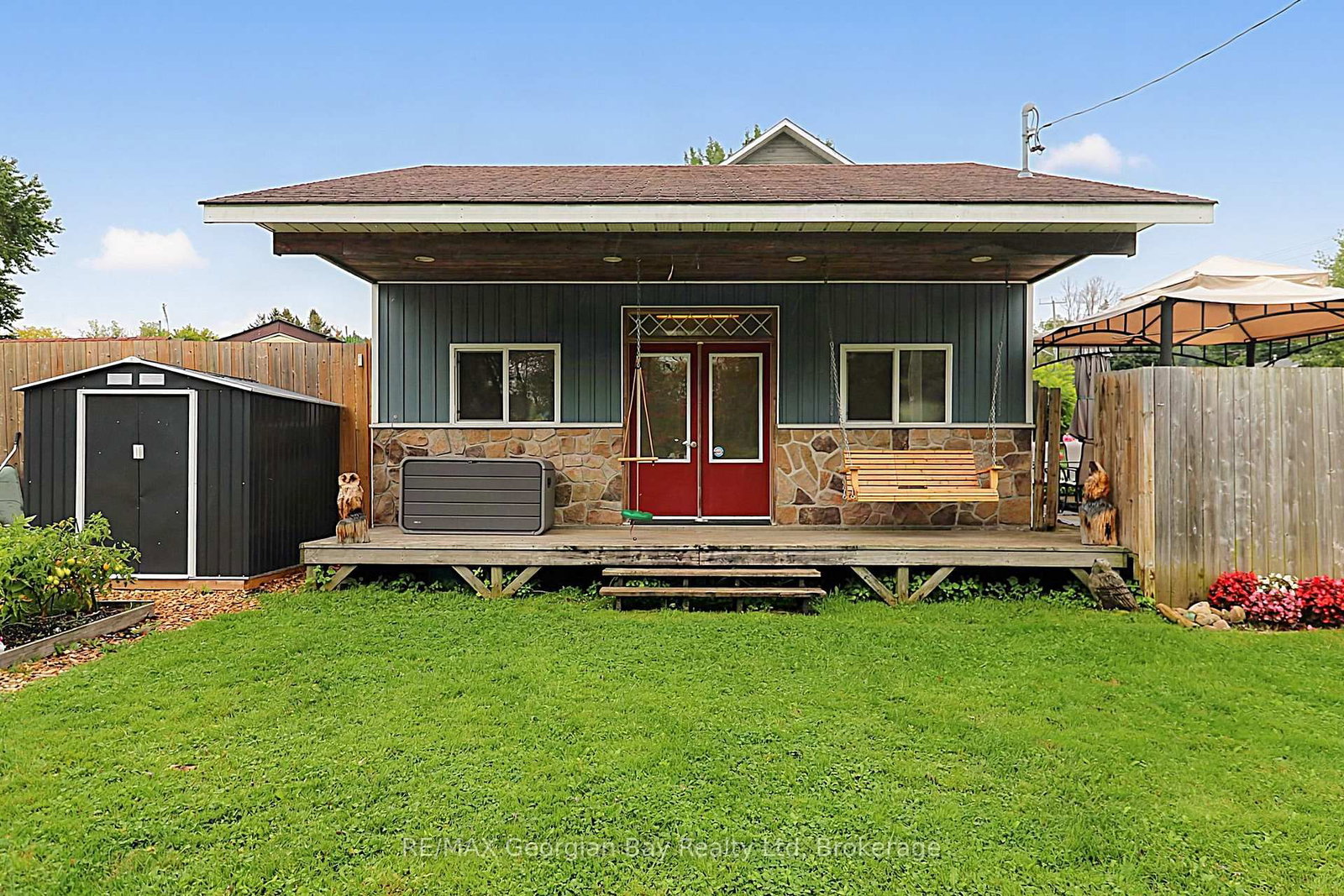 154 ROBERT Street W • Penetanguishene, ON photo 28