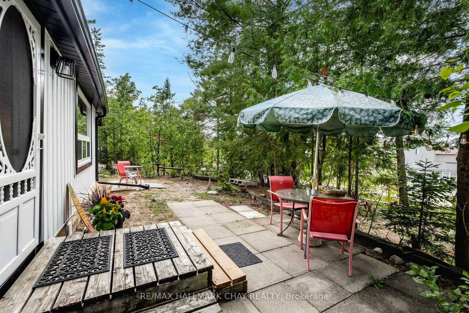 1221 River Road E • Wasaga Beach, ON photo 9