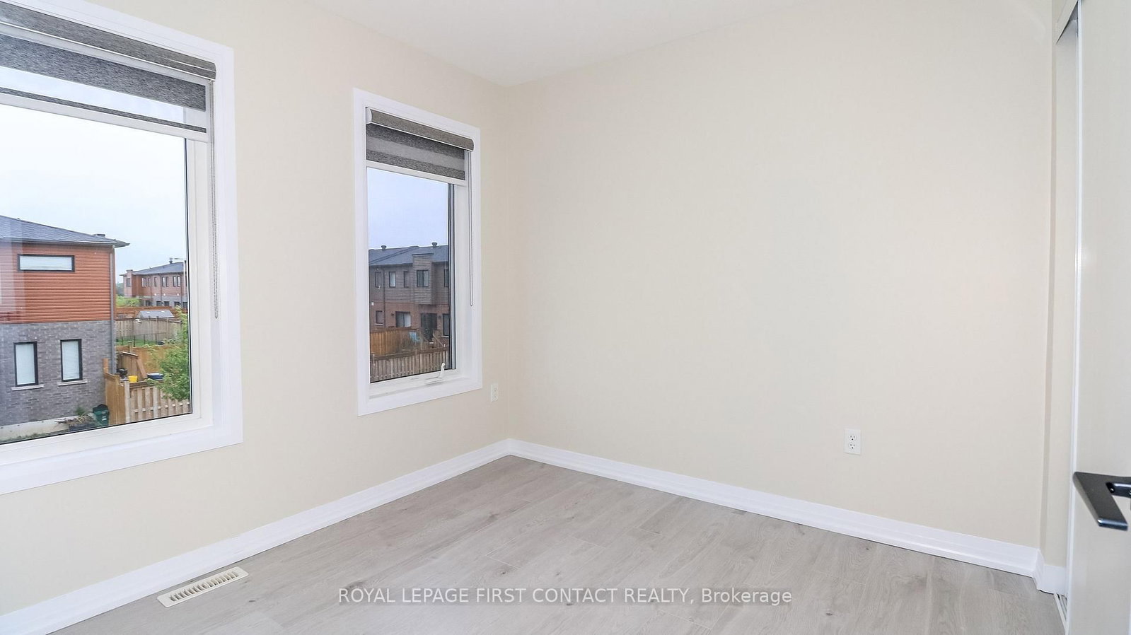 92 Fairlane Avenue • Barrie, ON photo 30