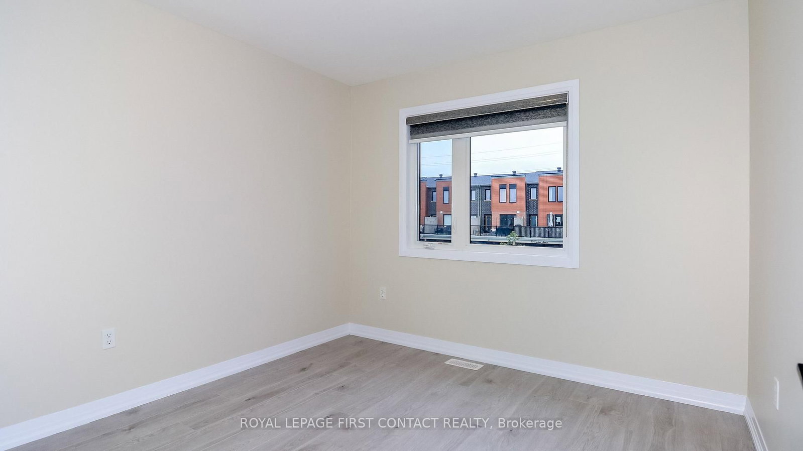 92 Fairlane Avenue • Barrie, ON photo 32