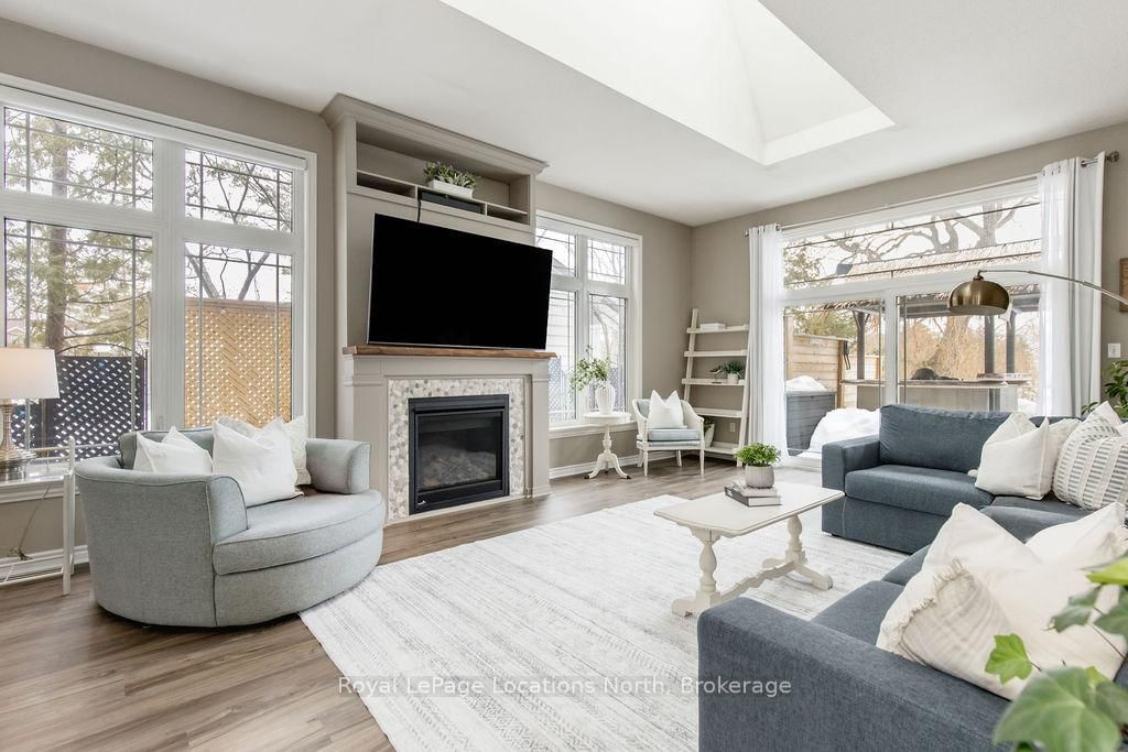 1094 RIVER Road W • Wasaga Beach, ON photo 10