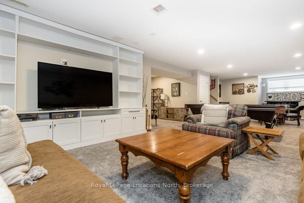 1094 RIVER Road W • Wasaga Beach, ON photo 30