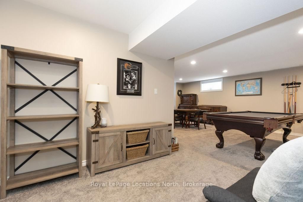 1094 RIVER Road W • Wasaga Beach, ON photo 32