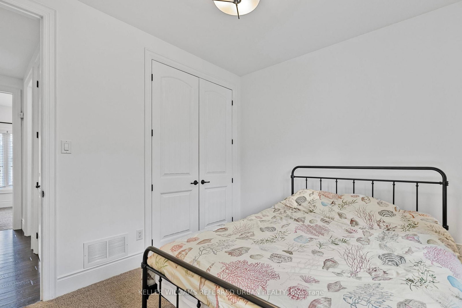 25 Heron Boulevard • Springwater, ON photo 24