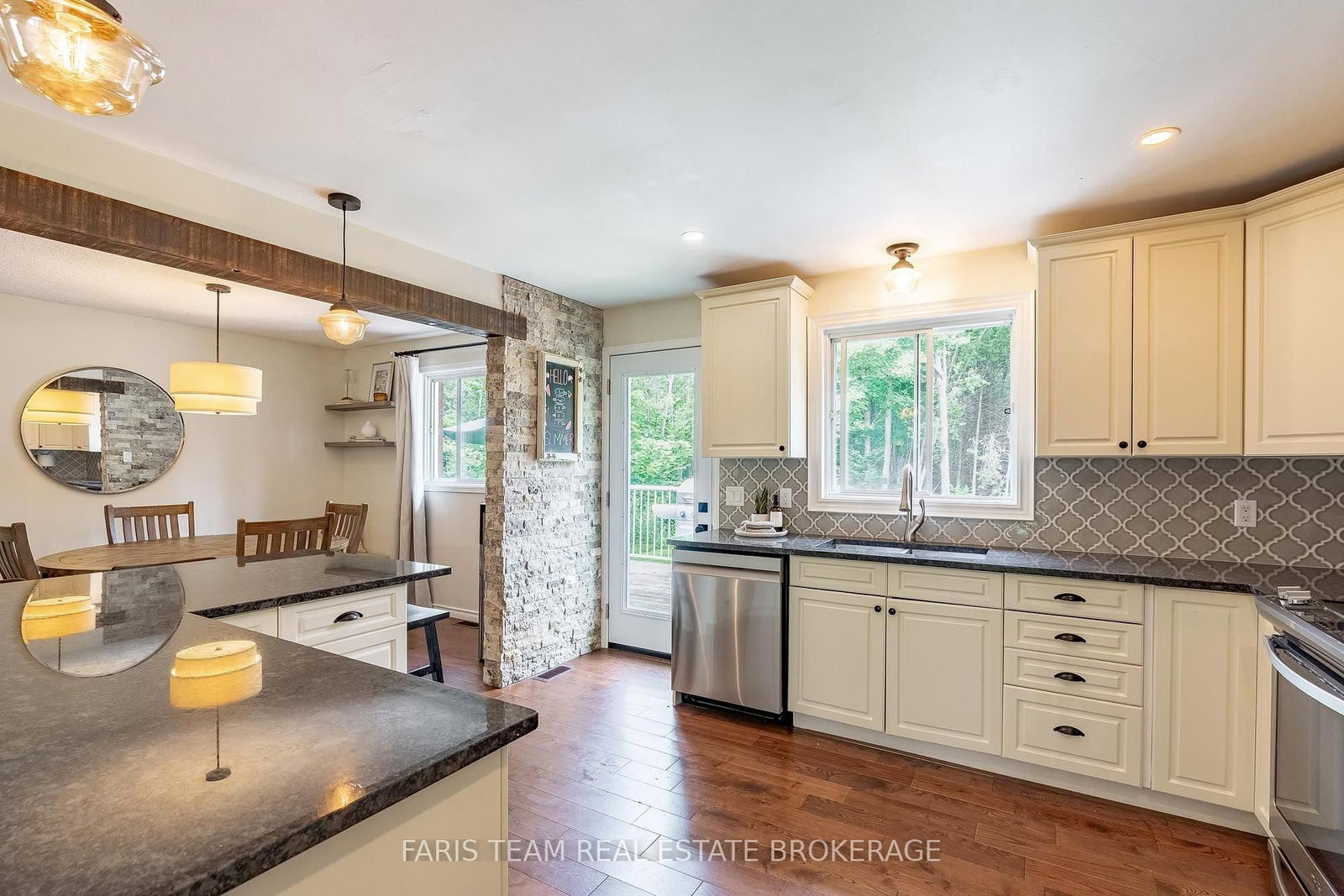 2358 Foxmead Road • Oro-Medonte, ON photo 5