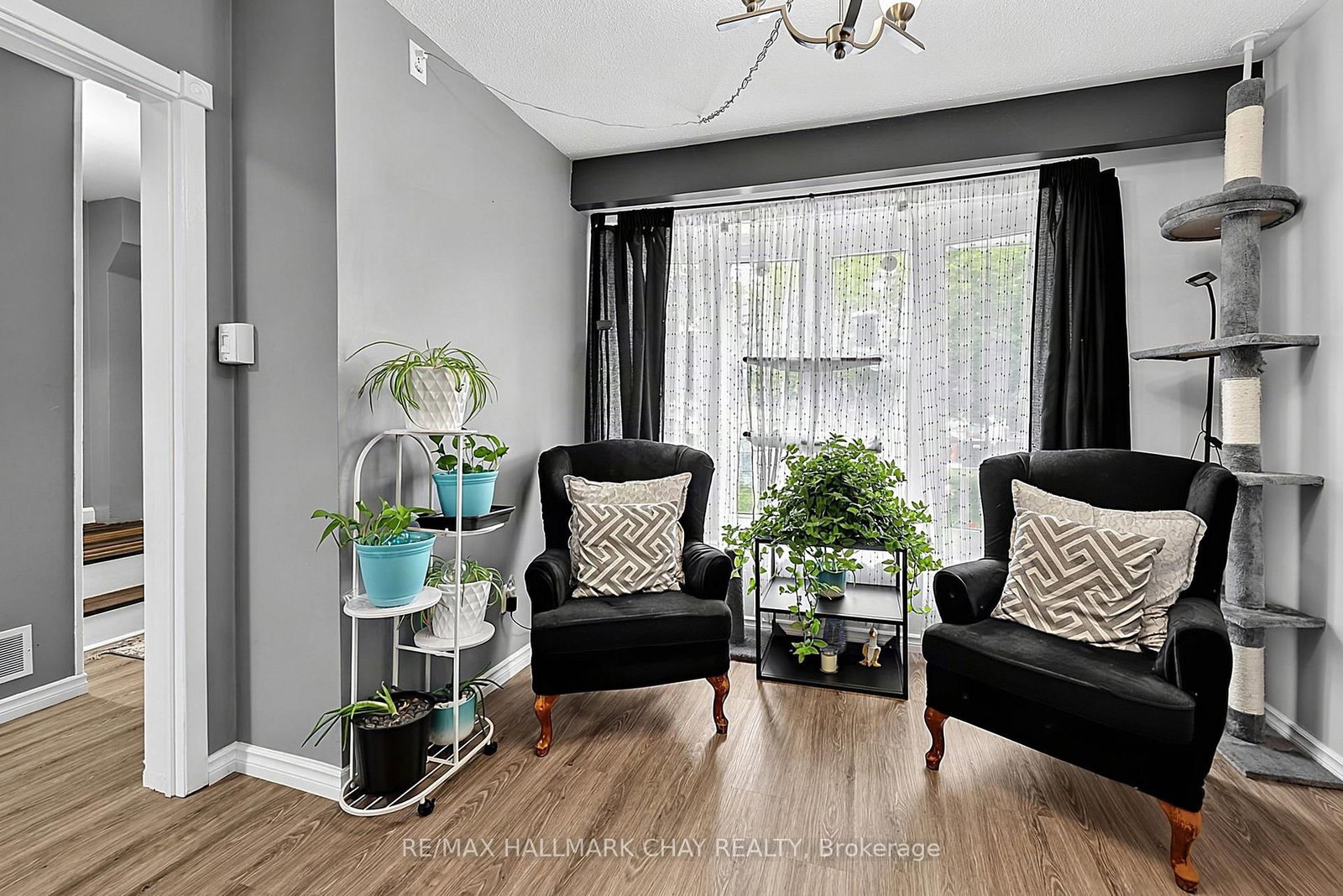 133 Daphne Crescent • Barrie, ON photo 10