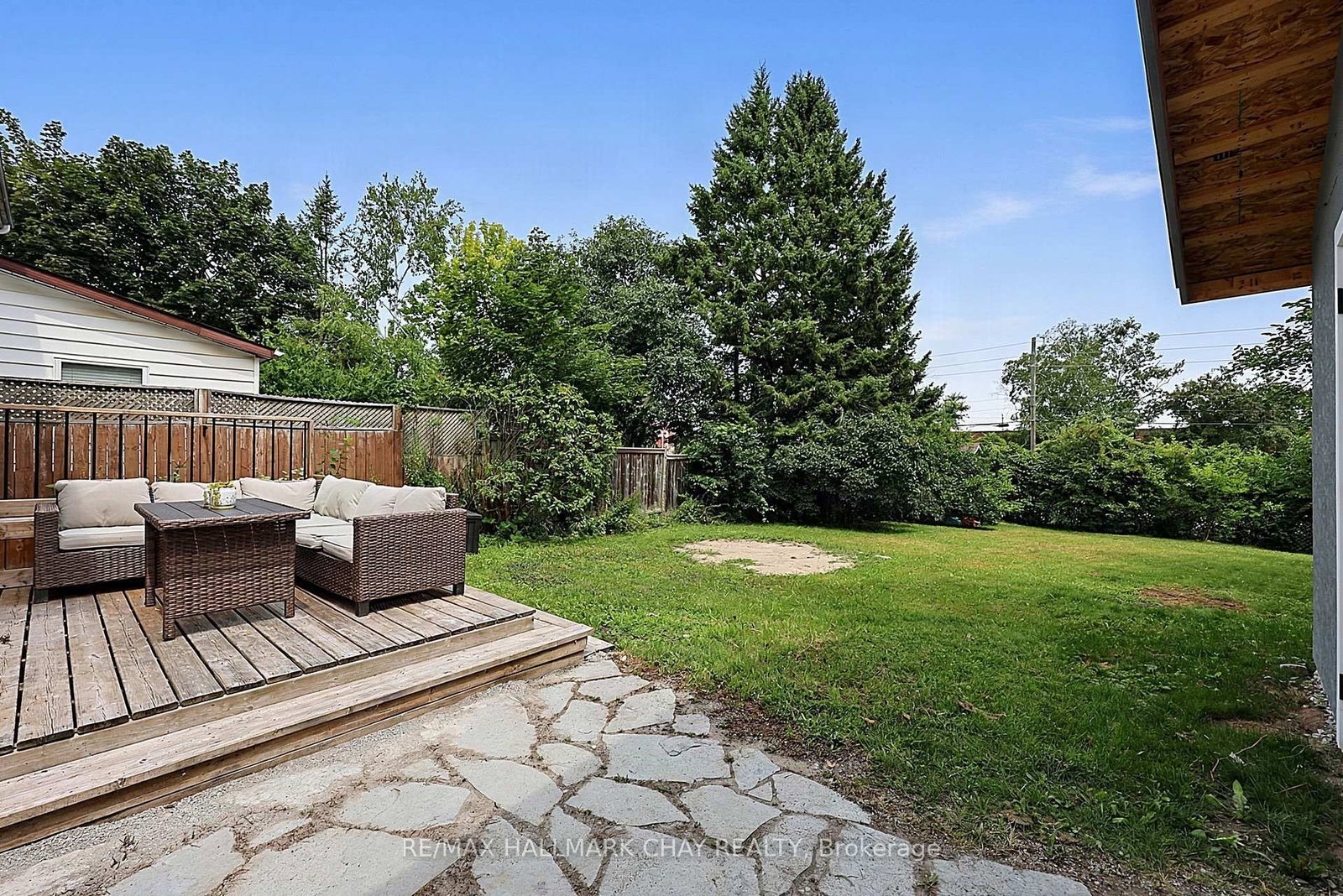 133 Daphne Crescent • Barrie, ON photo 33