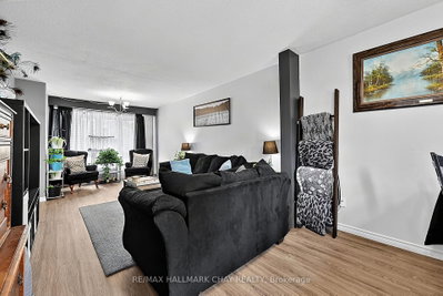 133 Daphne Crescent • Barrie, ON photo 8