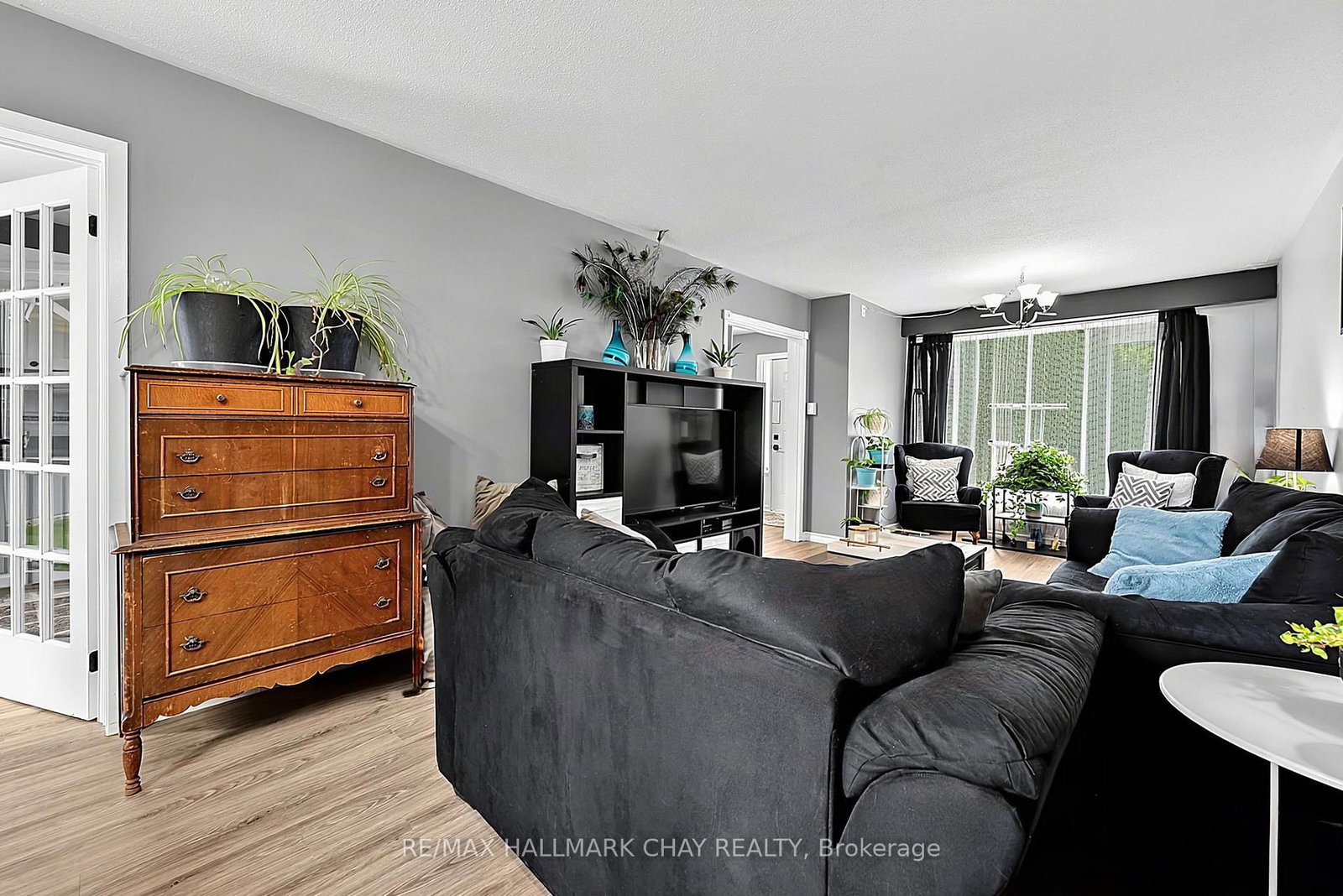 133 Daphne Crescent • Barrie, ON photo 9