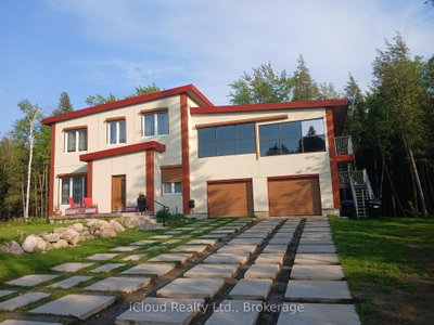 Detached House for lease at 2216 Champlain Road, Tiny, Ontario, L9M 0C4 - Rural Tiny - MLS: S13733500