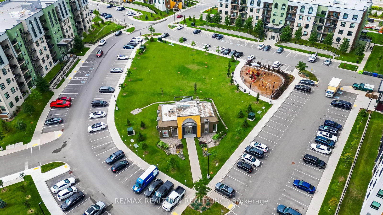 5 Chef Lane • #13 • Barrie, ON photo 39