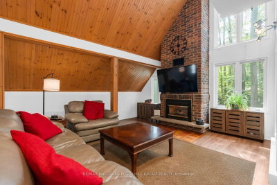 6 Slalom Drive • Oro-Medonte, ON photo 2