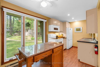 6 Slalom Drive • Oro-Medonte, ON photo 5