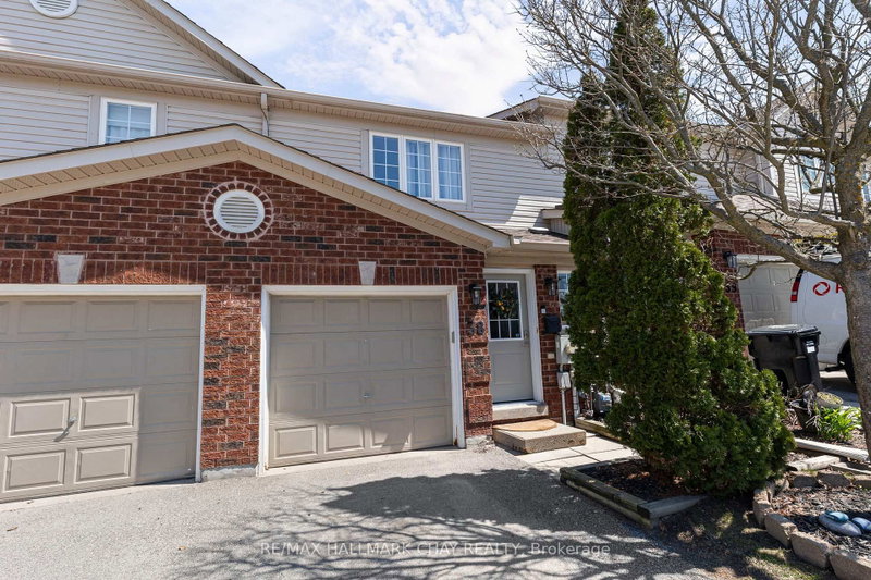 38 - 430 MAPLEVIEW Drive E