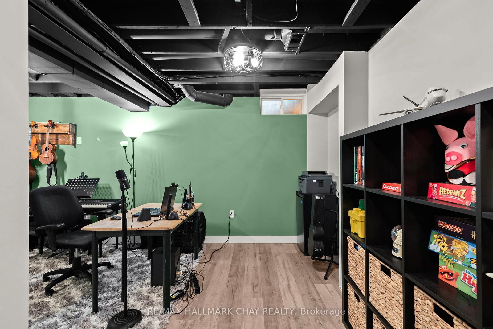 430 MAPLEVIEW Drive E • #38 • Barrie, ON photo 25