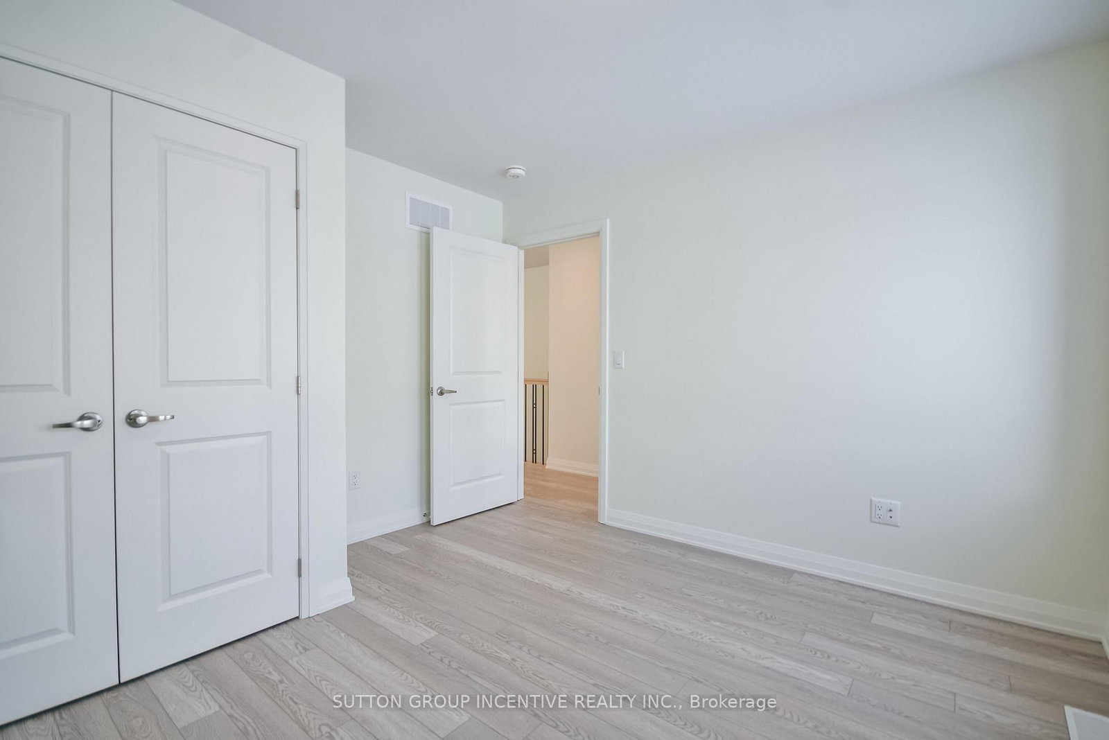 45 Harold Avenue • Severn, ON photo 14
